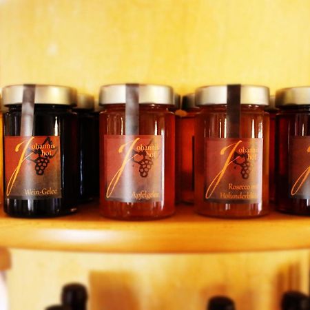 Johannishof Wein-Cafe & Gaestehaus Langsur Zewnętrze zdjęcie